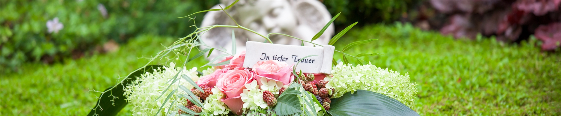 DIE TRADITION DER GRABBEPFLANZUNG